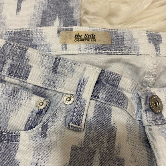 AG ~ Women’s The Stilt Cigarette Leg Denim Jeans IKAT pattern (Chevron) Size 28R - Picture 4 of 13